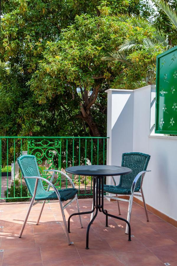 Ad Hoc Vitae Retreats & Health Only Adults Beniarbeig Exterior foto
